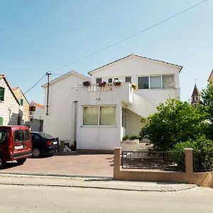 https://apartments-kanajet.splithotels.org